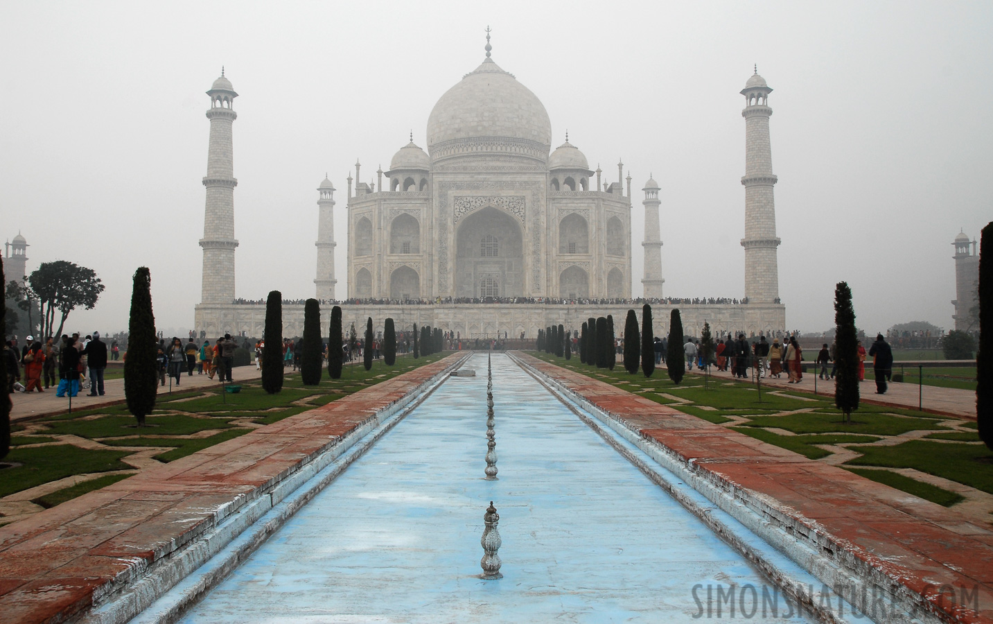 Taj Mahal [18 mm, 1/40 sec at f / 11, ISO 250]